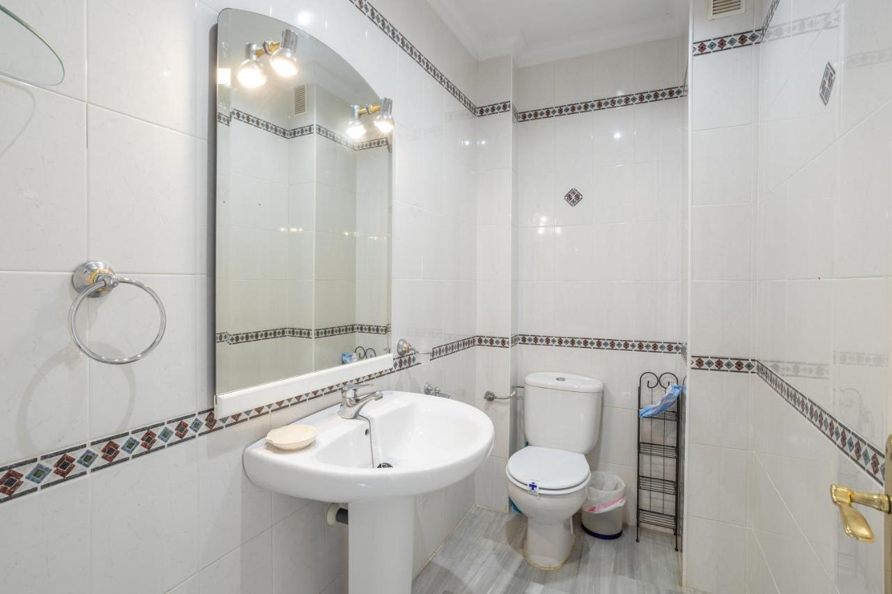 Las Flores 5 - Large Townhouse Нерха Экстерьер фото